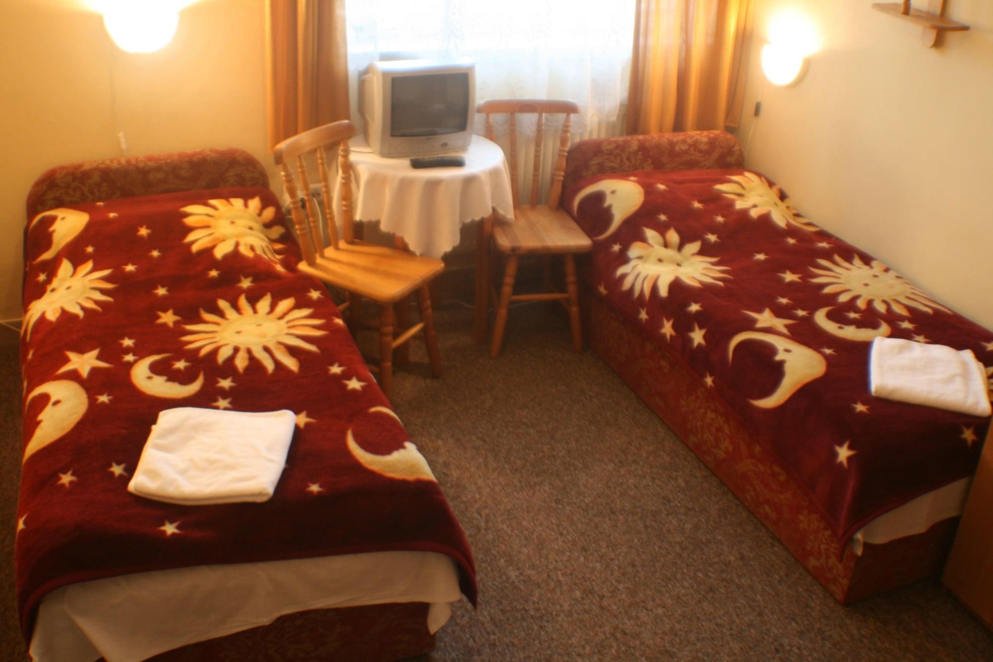 Hotel Daisy Budget Krakow Luaran gambar