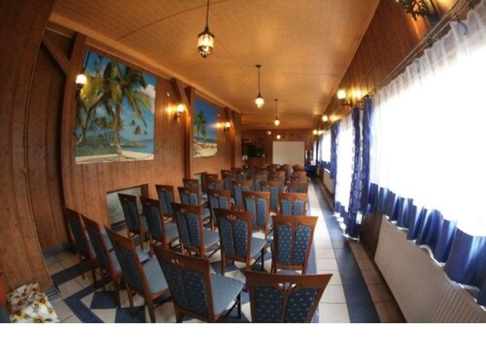 Hotel Daisy Budget Krakow Luaran gambar