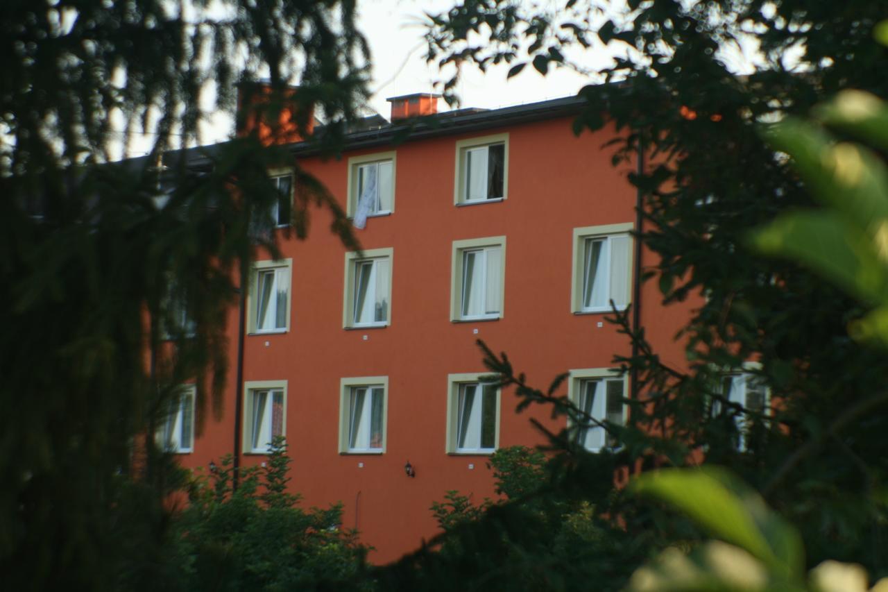 Hotel Daisy Budget Krakow Luaran gambar